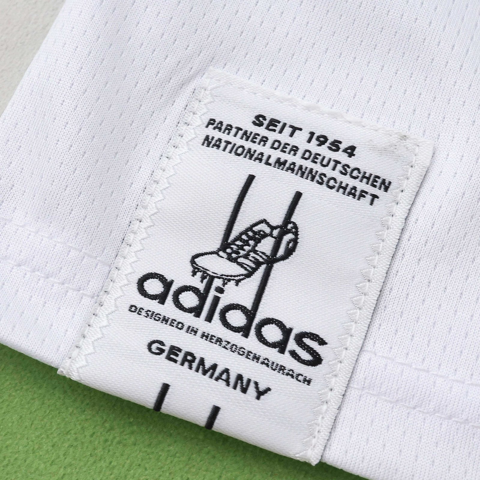 Alemania Local Versión Fan Long Sleeve - Image 6