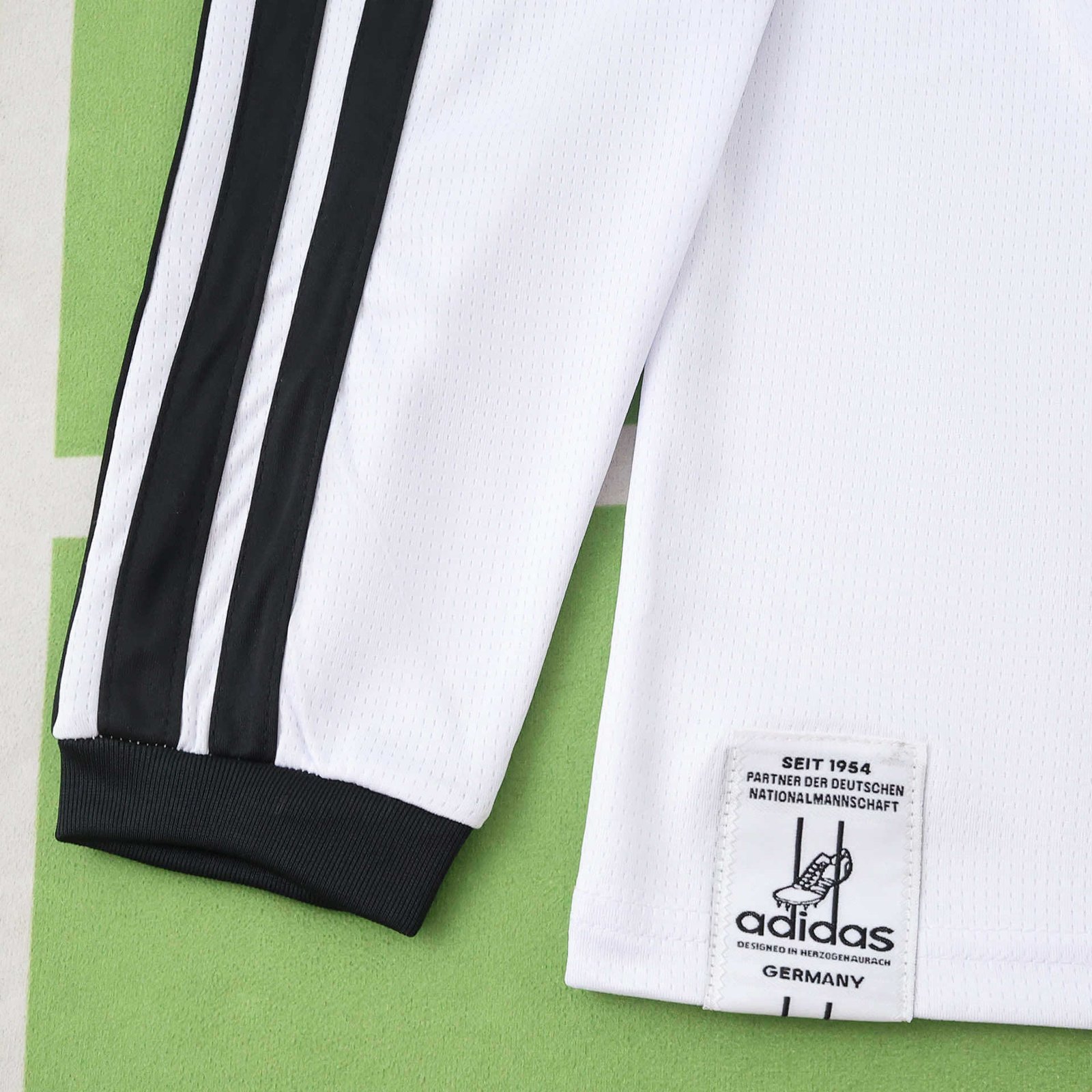 Alemania Local Versión Fan Long Sleeve - Image 5