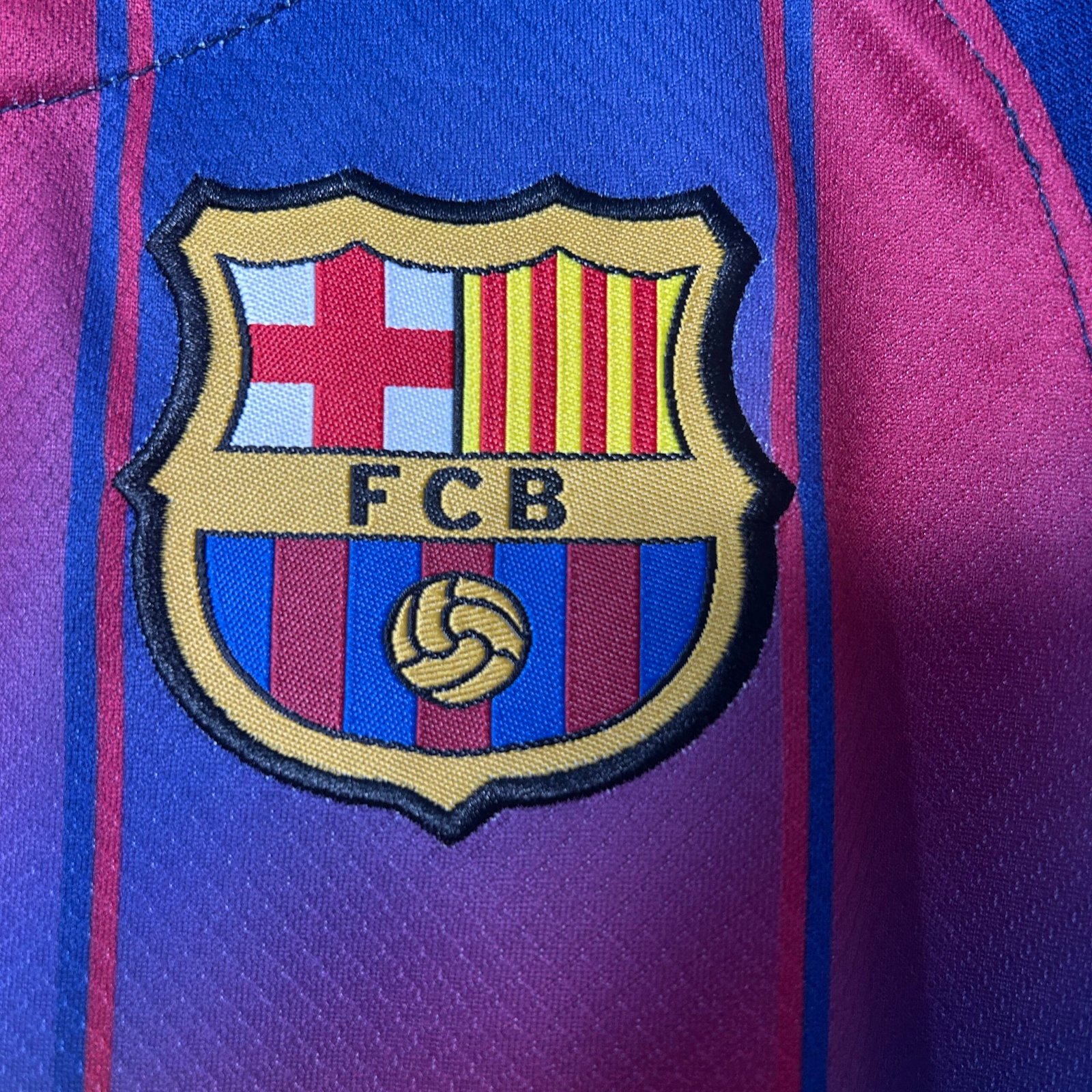 25/26 kids Barcelona home size 16-28 - Image 2