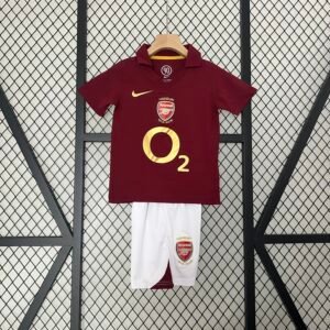 kids Arsenal 05/06 home size: 16-28