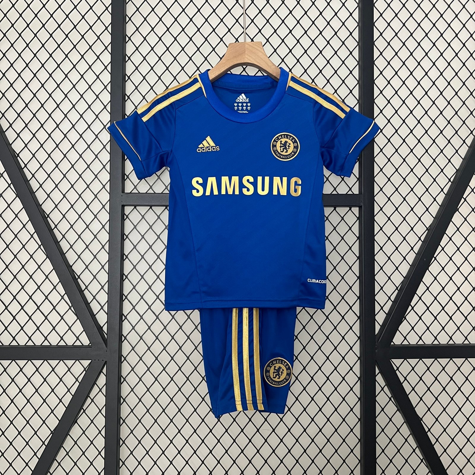 kids Chelsea12/13 home size: 16-28