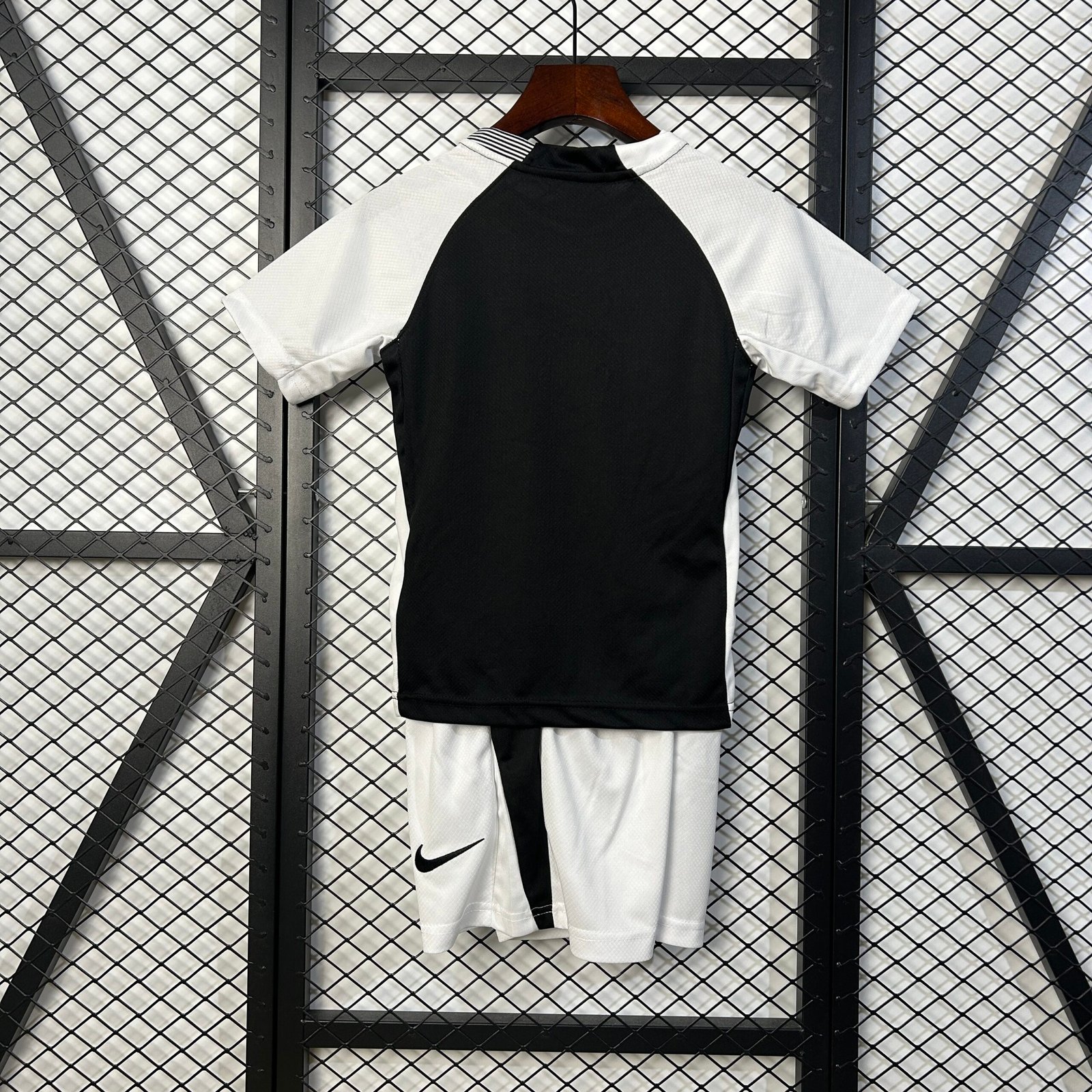 25/26 kids Corinthians home size: 16-28 - Image 3