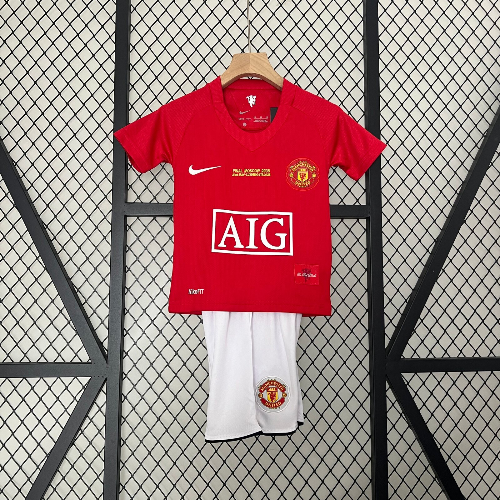 kids M-U 07/08UEFA Champions League home size: 16-28