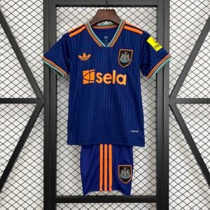 25/26 Kids Newcastle United third away Size: 16-28
