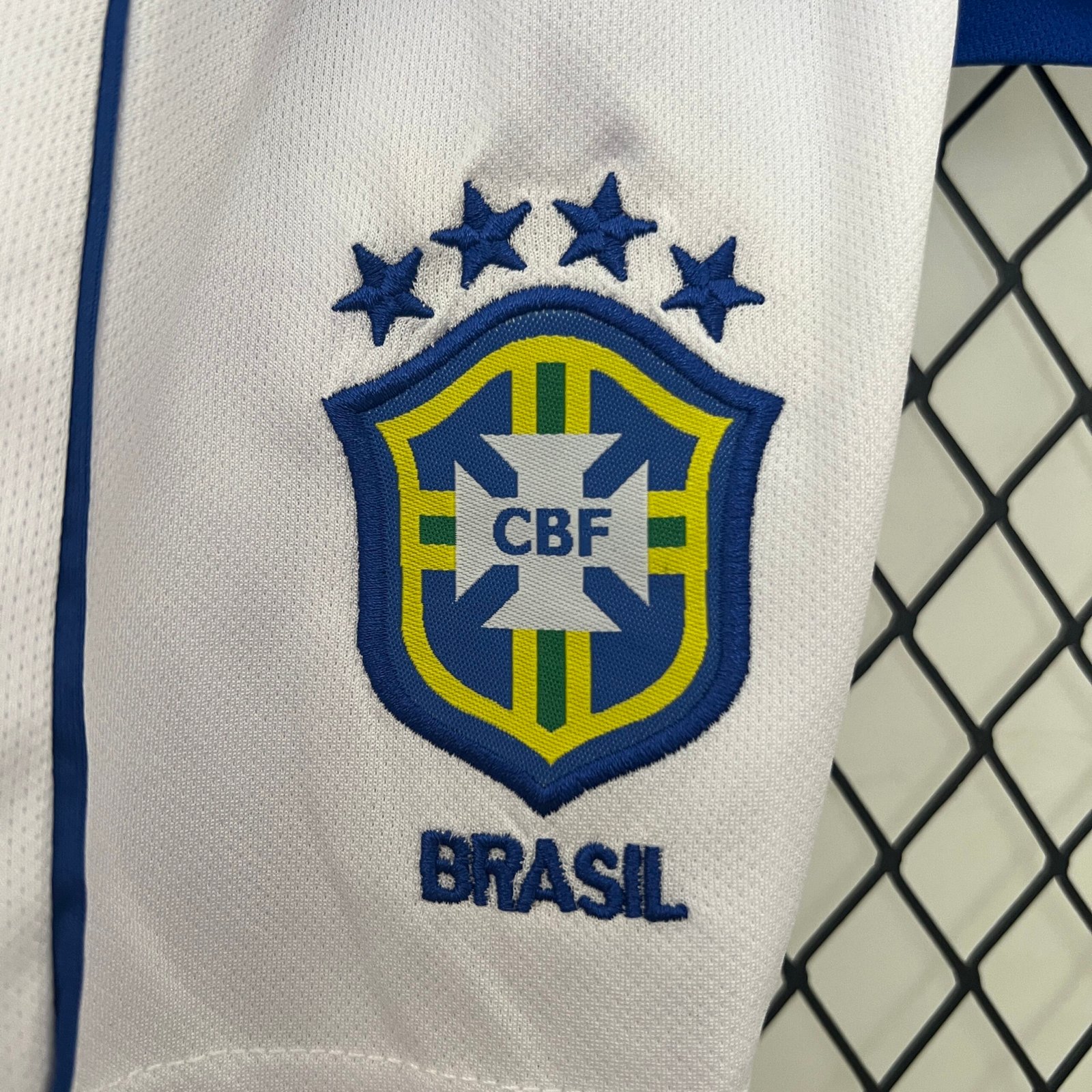 kids Brazil 2002 away size: 16-28 - Image 2