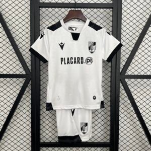 25/26 Kids Guimarães Home Size: 16-28