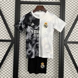 25/26 Kids Real Madrid Special Edition Size: 16-28