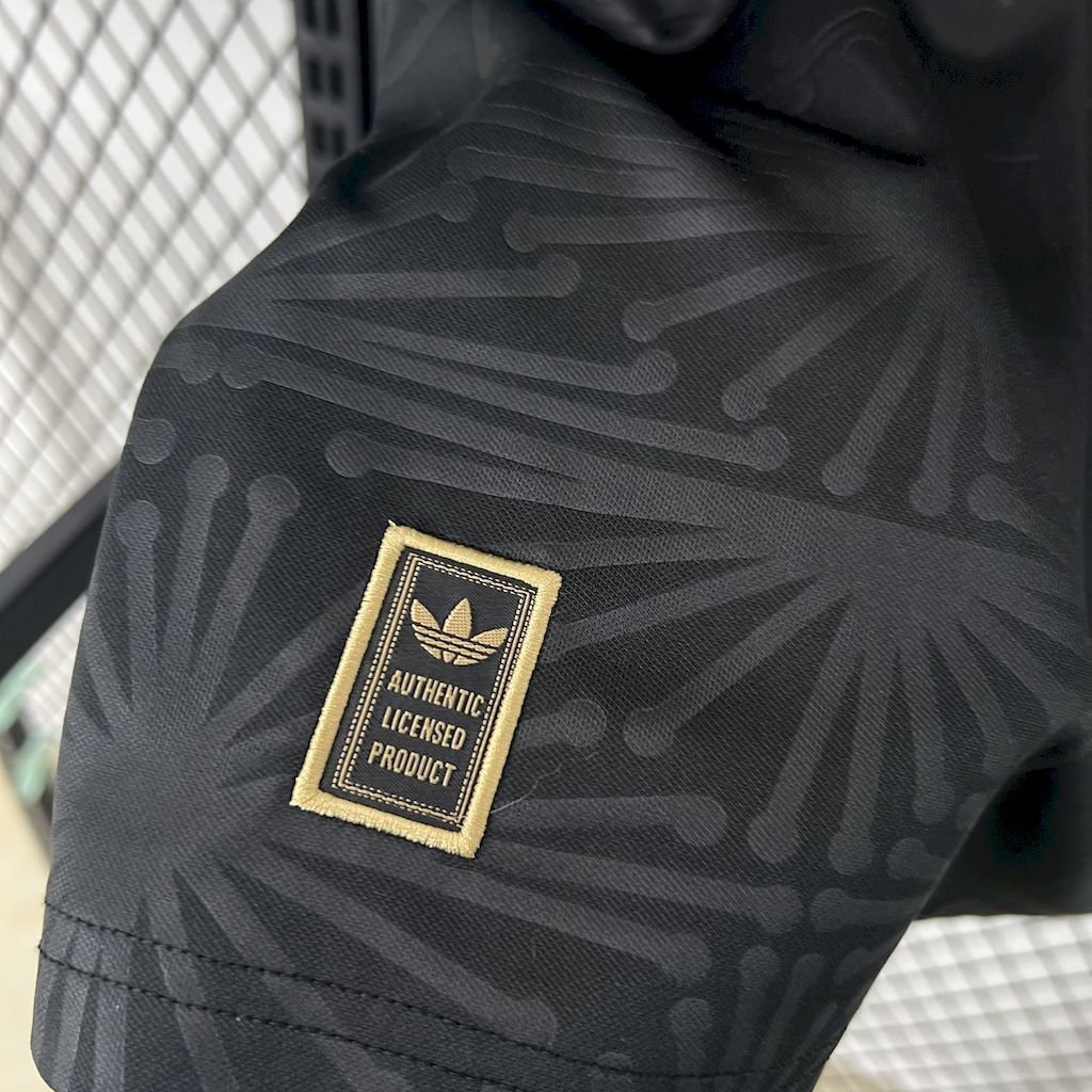Mexico 2025/26 Gold- Black Jersey - Image 2