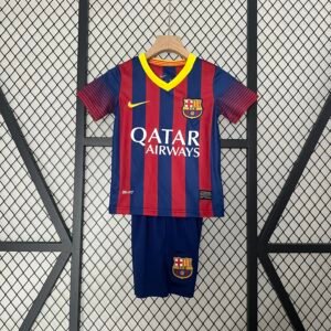 kids Barcelona 13/14 home size: 16-28
