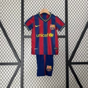 kids Barcelona 09/10 home size: 16-28