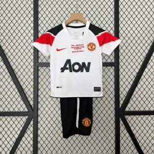 kids M-U 10/11 Champions League away size: 16-28
