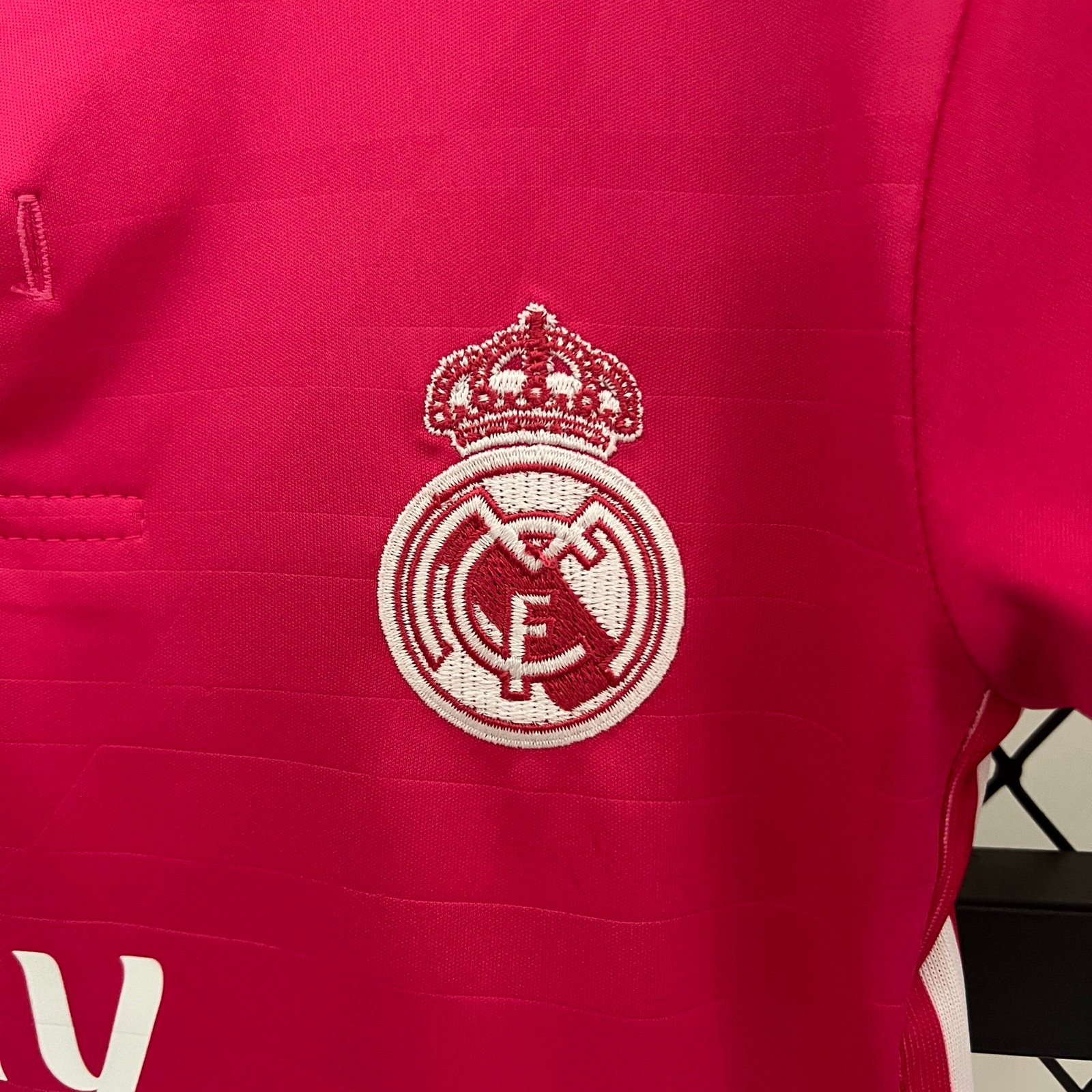 kids Real Madrid 14/15 away size: 16-28 - Image 3